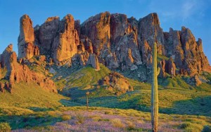 Superstition Mounains, Arizona Photo by Larry Ulrich From country-magazine.com